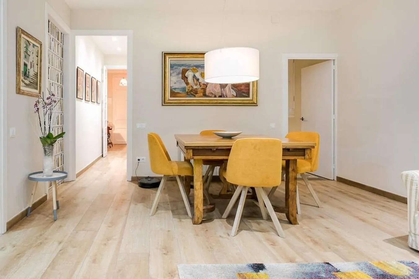 Lovely Designed Apt Connected To Center Cornella de Llobregat
