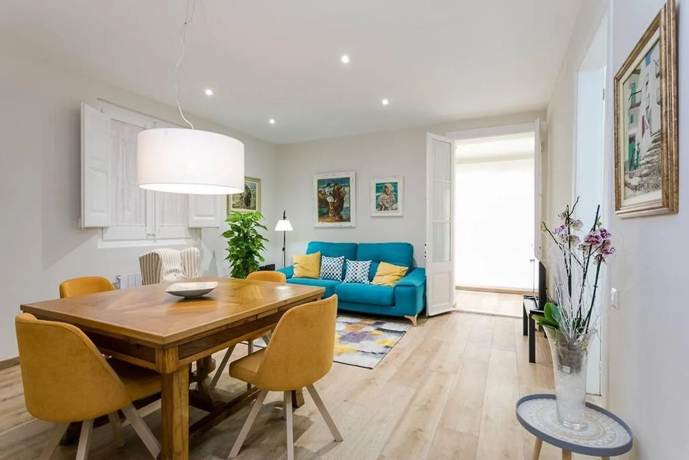 Lovely Designed Apt Connected To Center Cornellà de Llobregat