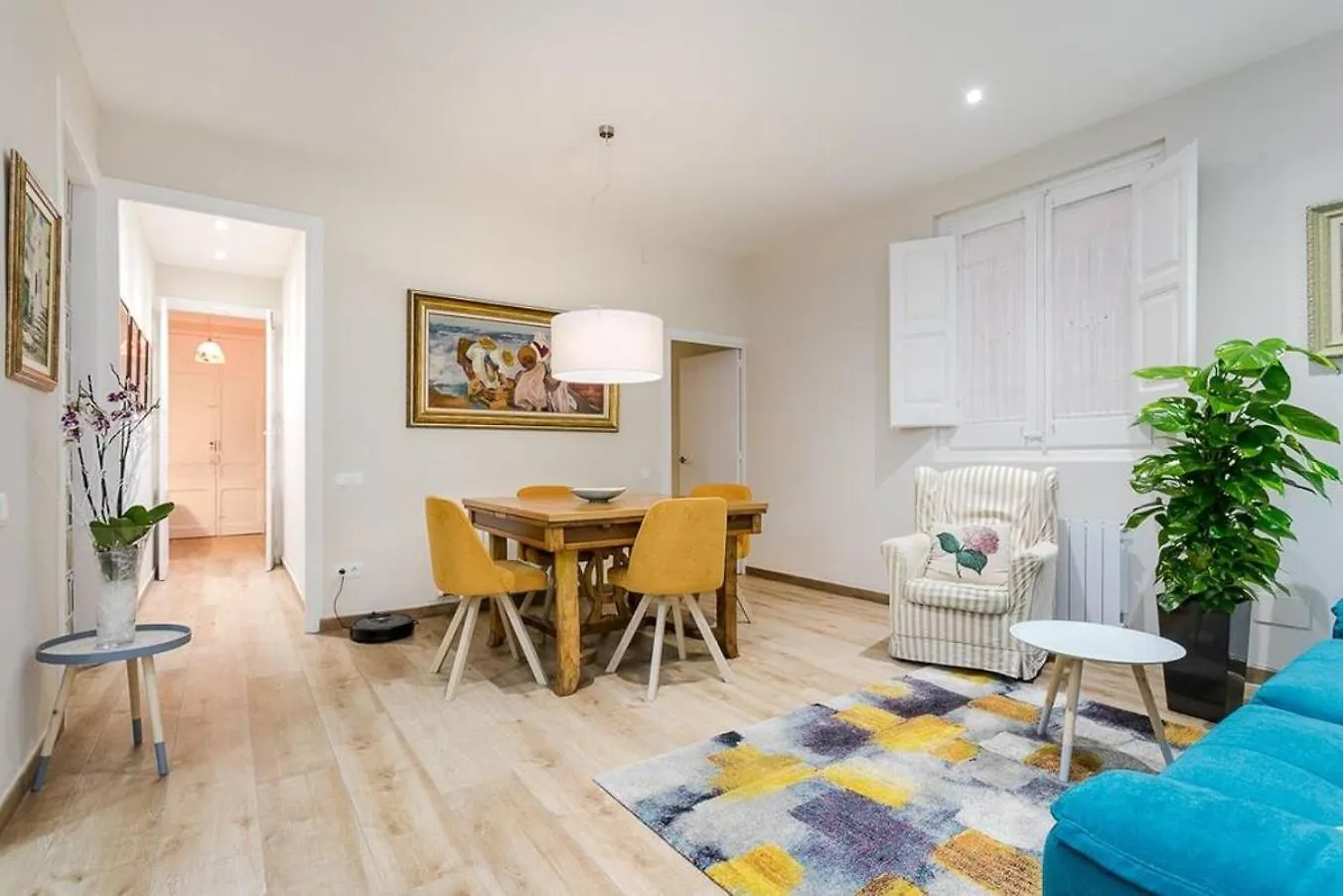 Lovely Designed Apt Connected To Center Cornellà de Llobregat Casa de Férias