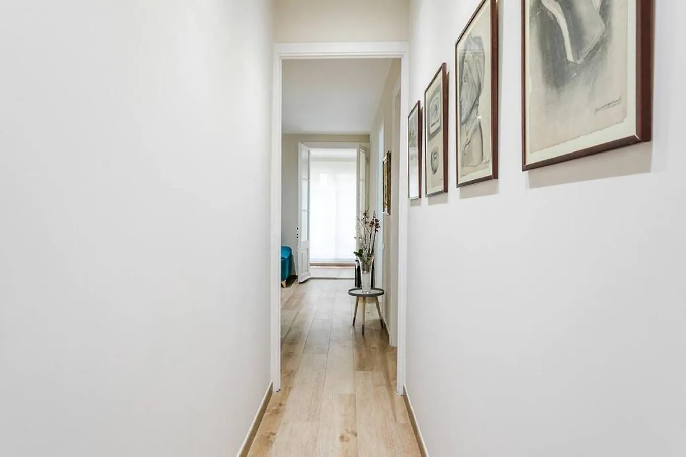 Lovely Designed Apt Connected To Center Cornellà de Llobregat 0*,  Espanha